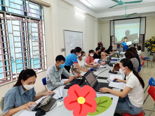 Học tin học văn phòng cấp tốc tại Thanh Hóa  Cách nối chuỗi trong Excel  Trong quá trình làm việc với chuỗi trong Excel chắc hẳn bạn sẽ có lúc cần nối các chuỗi lại với nhau. Nếu bạn chưa biết cách nối chuỗi trong Excel vậy thì các bạn hãy cùng tham khảo các cách nối chuỗi trong Excel mà bài viết chia sẻ dưới đây.     Bài viết dưới đây hướng dẫn các bạn hai cách nối chuỗi trong Excel đó là sử dụng toán tử & và nối chuỗi sử dụng hàm CONCATENATE.