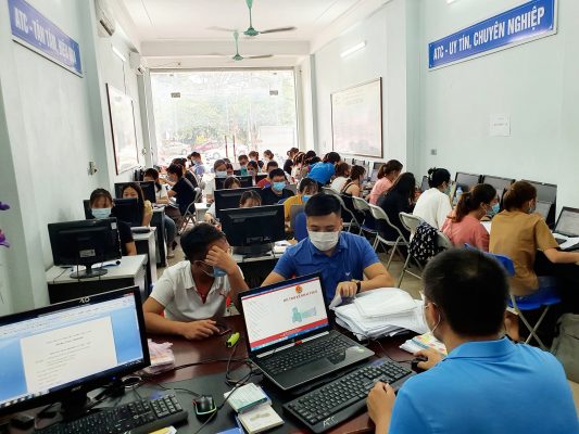 Địa chỉ trung tâm tin học văn phòng ở Thanh Hóa “Trang ơi, soạn ngay cho anh bản hợp đồng này, đầu giờ chiều anh đi ký với đối tác nhé!