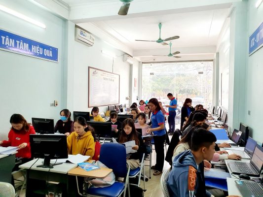 Học tin học tại thanh hóa Sau khi đánh văn bản thô, bạn cần căn chỉnh văn bản để văn bản của bạn nhìn đẹp mắt và dễ nhìn hơn. Vậy cách định 