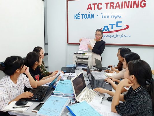 Dịch vụ kế toán thuế trọn gói ở Thanh Hóa Kế toán ATC vinh dự được mời dự tiệc khai trương đối tác khách hàng Doanh nghiệp bếp Việt Anh...