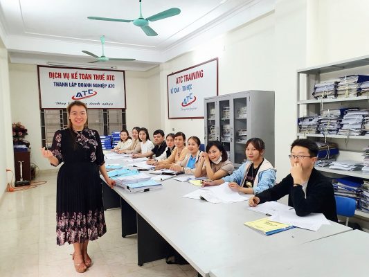 Lớp tin học thực hành ở Thanh Hóa