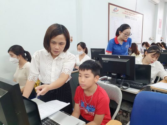 Học tin học văn phòng tại Thanh Hóa Để cho người đọc dễ hình dung những nội dung trong word, bạn sẽ chèn hình nền vào và cách làm 