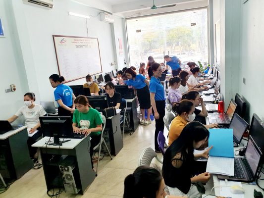 Hoc tin hoc van phong tai Thanh Hoa Bạn đã bao giờ nhìn thấy các biểu đồ trên bản excel chưa? Bạn có từng hỏi, làm thế nào để vẽ được?