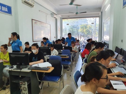 Hoc tin hoc van phong tai Thanh Hoa Chào các bạn hôm nay chúng ta cùng tìm hiểu về lỗi excel bị giãn dòng nhé! Nếu bạn đang gặp 