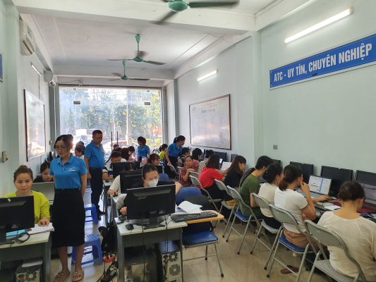 Trung tâm tin học ở thanh hóa Xin chào các bạn, hôm nay tin học ATC xin chia sẽ đến bạn đọc về cách chuyển văn  bản thành bảng trong word, mời 