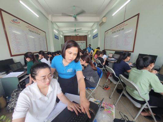 Học tin học văn phòng tại Thanh Hóa Bạn đang muốn sử dụng chức năng tô màu theo điều kiện trong excel nhưng chưa biết cách làm? Mời 