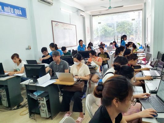 Học kế toán ở thanh hóa Có những khoản chi phí nào liên quan đến xe ô tô mà doanh nghiệp phải chịu, chúng ta cùng tìm hiểu ngay 