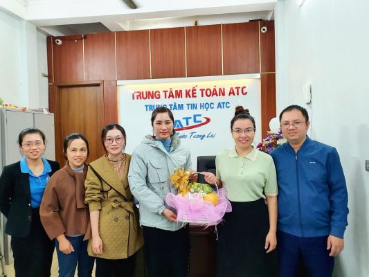 Học tin học văn phòng tại Thanh Hóa Mỗi một lần đưa thành công một chuyến đò sang sông, trong lòng mỗi người lái đò lại dâng lên niềm