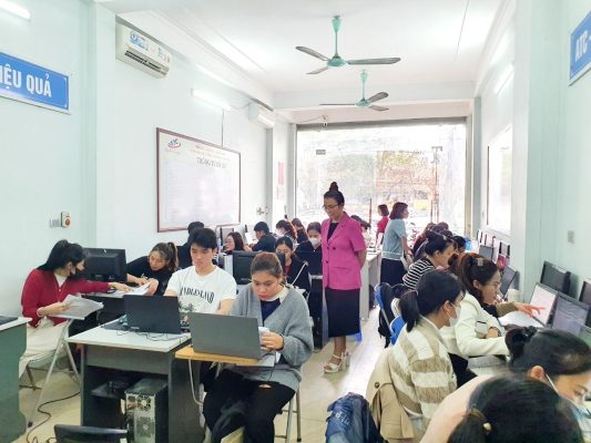 Học tin học văn phòng tại Thanh Hóa Thông thường khi không sử dụng trong thời gian dài thì máy tính sẽ tự động chuyển sang chế độ ngủ, 