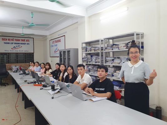 Hoc ke toan thuc hanh tai thanh hoa Thù lao hội đồng quản trị có tính thuế TNCN hay không? Chúng ta cùng tìm hiểu trong bài viết dưới đây 