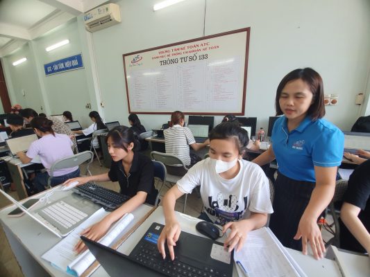 Học tin học văn phòng tại Thanh Hóa Suy nghĩ quyết định tương laiThái độ và suy nghĩ của bạn sẽ quyết định tương lai vì suy nghĩ dẫn đến 