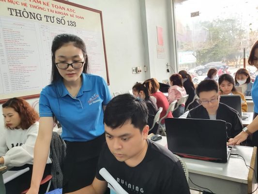 Học tin học văn phòng tại Thanh Hóa Làm thế nào để tải hình trên Google Docs? Tin học ATC mách bạn 4 cách làm sau:Cách tải hình trong file 