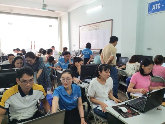 Học tin học văn phòng tại Thanh Hóa "Học tập không chỉ là việc nhận thông tin, mà là quá trình tìm kiếm sự hiểu biết và sáng tạo"
