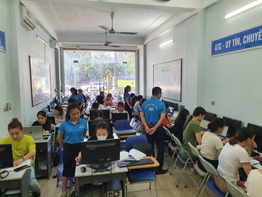 Trung tâm tin học ở thanh hóa "Học tập là chìa khóa mở cánh cửa của tương lai. Và mỗi kiến thức mới là một bước tiến lớn trên con đường