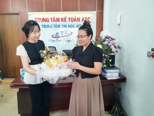 Hoc tin hoc cap toc o thanh hoa "Theo đuổi đam mê, thành công sẽ đuổi theo bạn"Câu nói chứa đựng một triết lý sống sâu sắc và đầy cảm