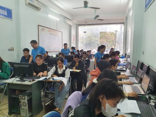 Hoc tin hoc o thanh hoa Kho báu vĩnh hằng mang tên Tri thứcCâu nói "Tri thức là kho báu không bao giờ mất giá" là một chân lý sâu sắc về