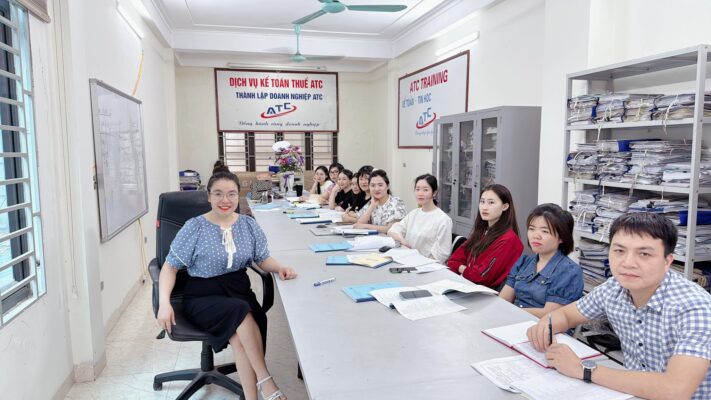Lop ke toan hang dau o Thanh Hoa