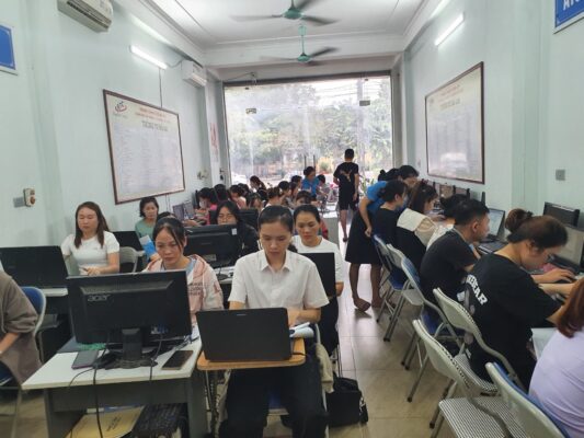 Học tin học cấp tốc ở thanh hóa Để copy bảng dữ liệu từ word sang Powerpoint bạn hãy làm theo cách sau đây nhé!Bước 1:Truy cập vào trang