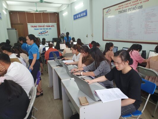 Học tin học văn phòng tại Thanh Hóa Giá trị của sự cần mẫn nằm ở chỗ nó âm thầm tích tụ những mầm mốngnhỏ bé nhưng vững chắc cho sự